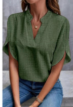 Sophia Elegant Flow Blouse – Effortless Style for Beautiful Days