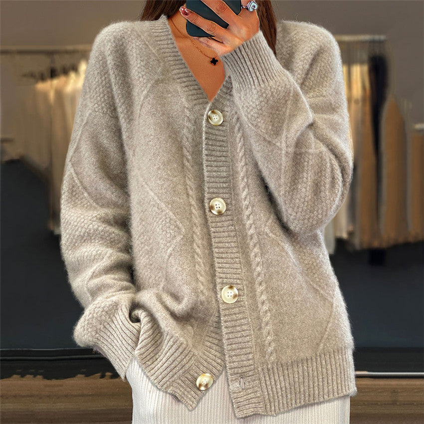 Charlotte Soft Knit Cardigan – Timeless Comfort for Everyday Elegance