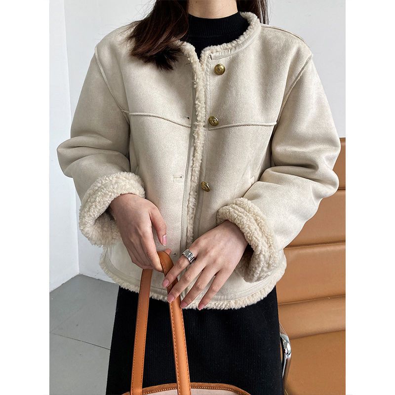 Elena Heritage Sherpa Jacket – Timeless Warmth for Cooler Days