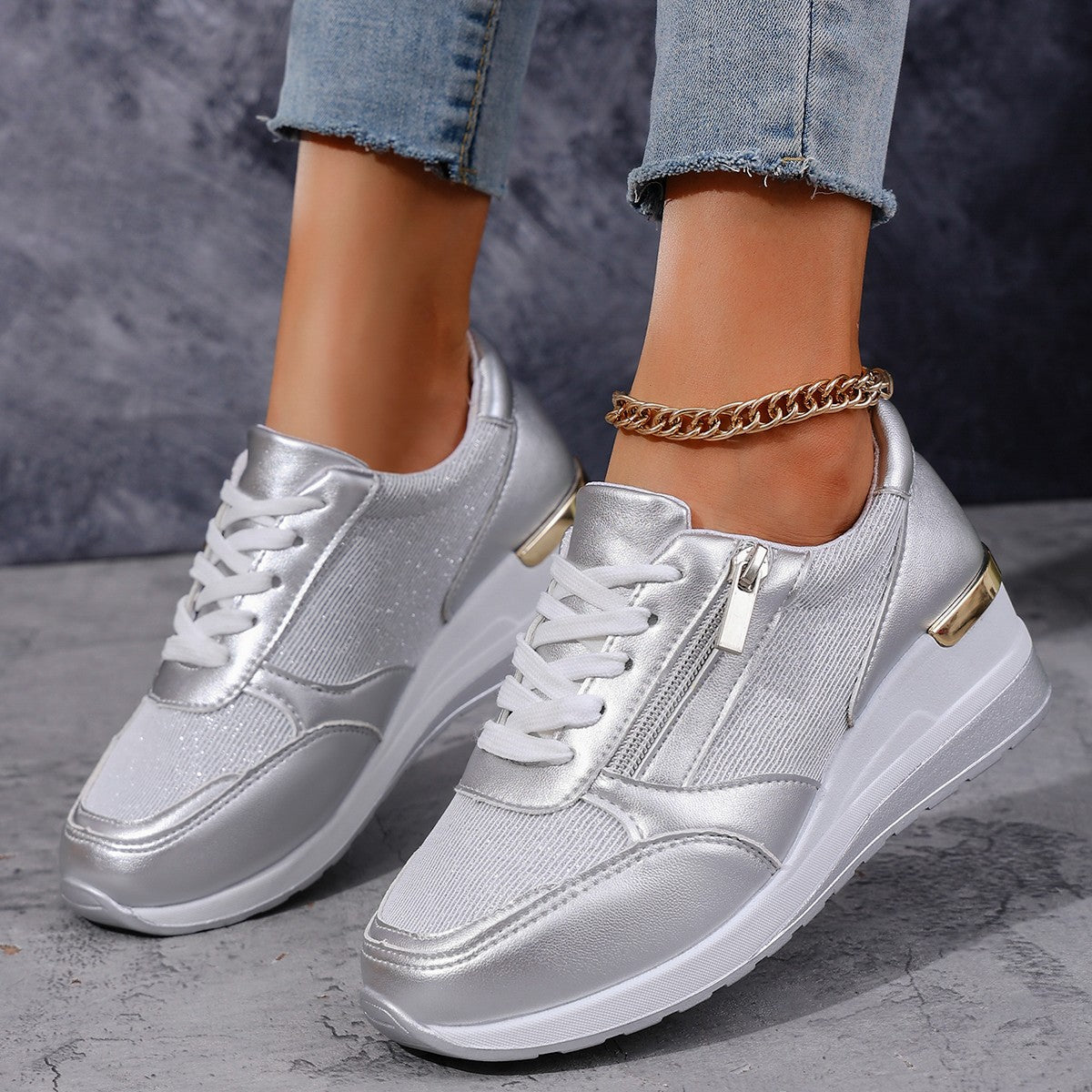 Clara Comfort Zip Sneakers – Elegant Support for Everyday Walking